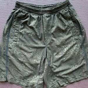 Lululemon Pace Breaker Short 9” - S